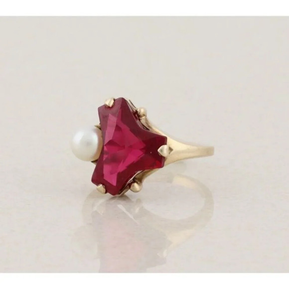 10k Yellow Gold Lab Created Ruby & Freshwater Pearl Ring Size 7 1/4 - Picture 5 of 7
